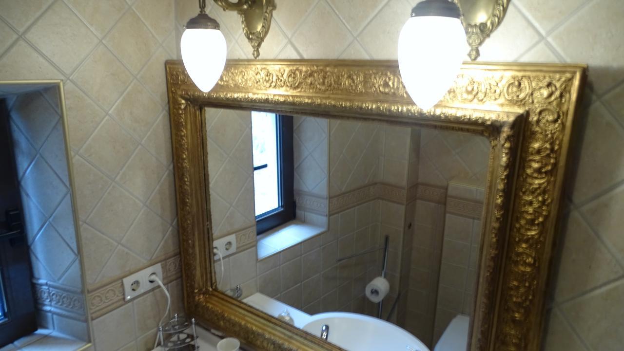 Renaissance Old Town Apartment Budva